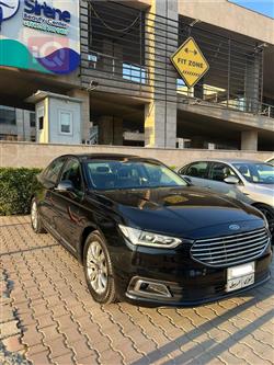 Ford Taurus